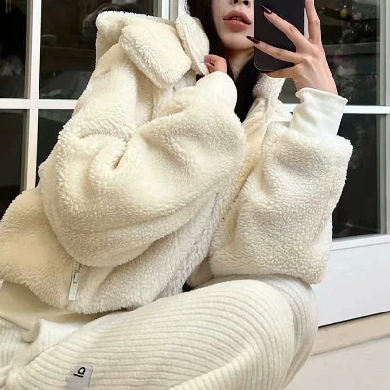 2025 Winter New Women's Fashion Long Sleeve Hoodie in 3 Colors, Short, Warm, Solid Color, Casual Zipper Coat